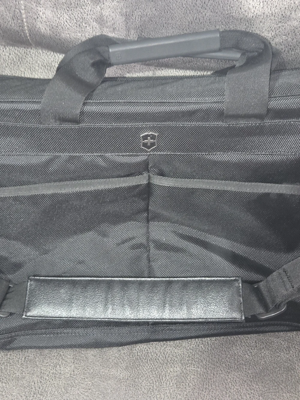 Victorinox sleek black